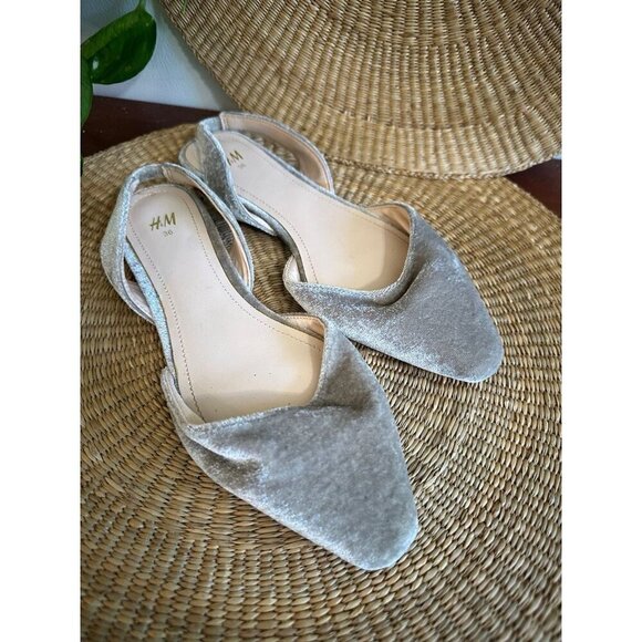 H&M women’s size 36 silver flats - Picture 2 of 8
